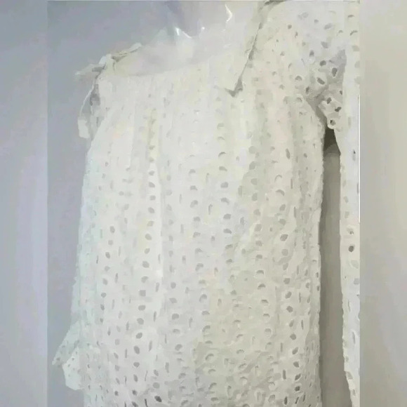 Women's Express Off Shoulder Lined White Eyelet LS Blouse Size S $70 - Picture 3 of 9
